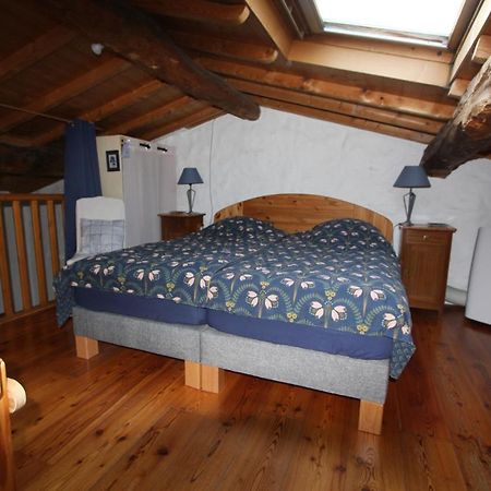 Touroulet Apartment Suze Bagian luar foto